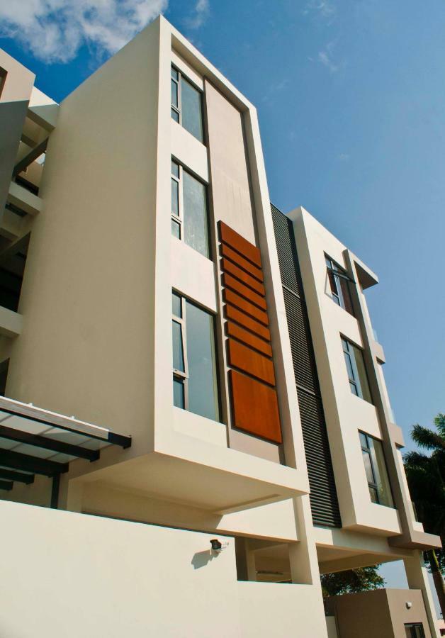 קואטרה בורנס Avya'S Studio 113 At Ebene Square, Ebene מראה חיצוני תמונה